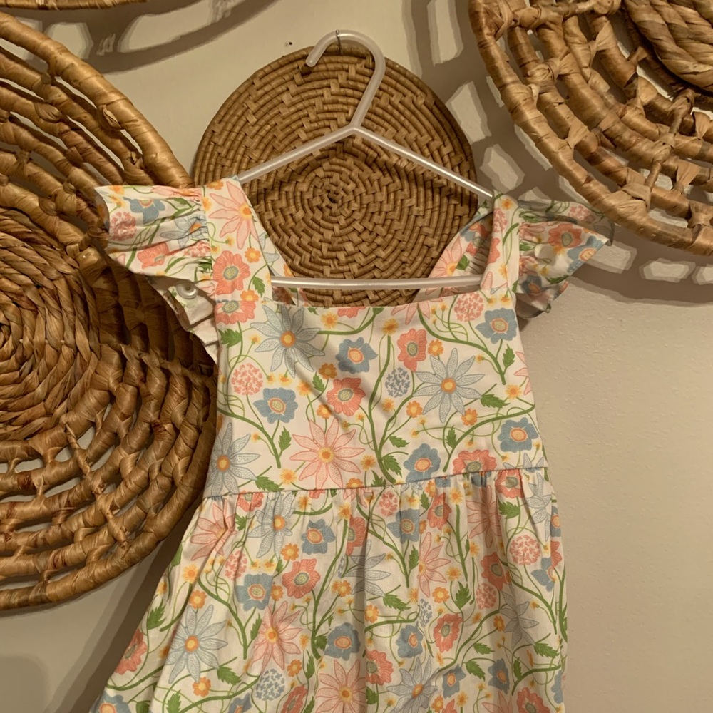 Boutique kids flower dress size 4